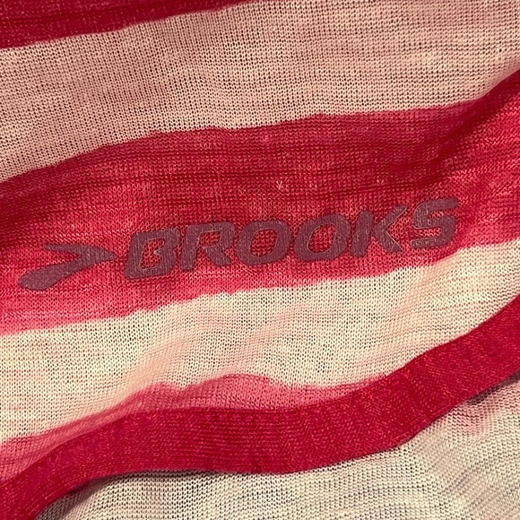 Brooks Ghost Racerback Performance Tank - Picture 2 of 7